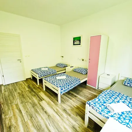 Hostel Croparadise Split