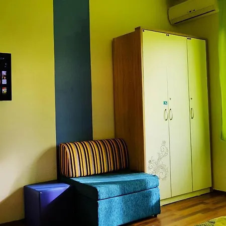Croparadise Hostel