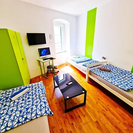 ホステル Croparadise