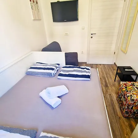 Croparadise ホステル *