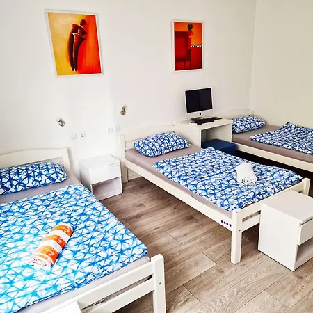 Hostel Croparadise