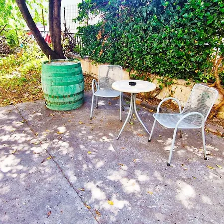Croparadise Hostal