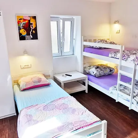 Hostal Croparadise