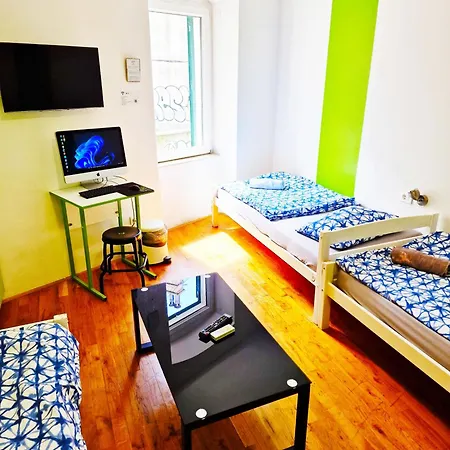 Croparadise Hostal