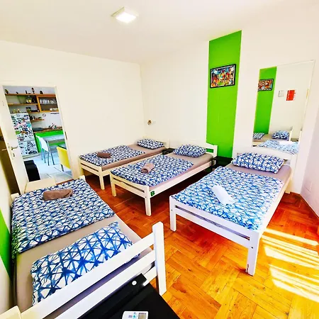 Croparadise Hostal