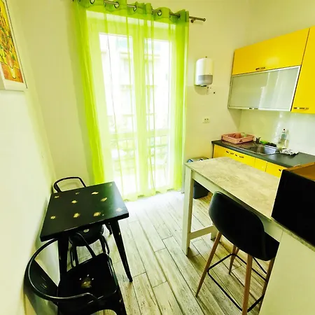 Croparadise Hostal *